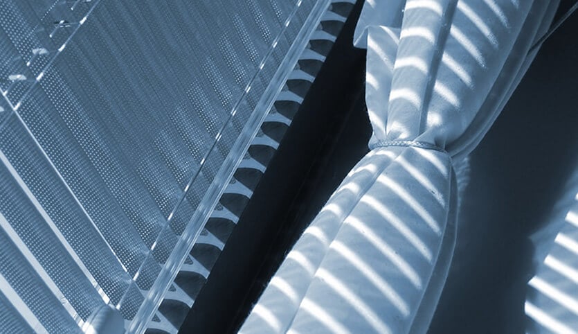 The most efficient way to clean window blinds