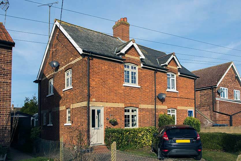 Traditional style windows with authentic flush sash