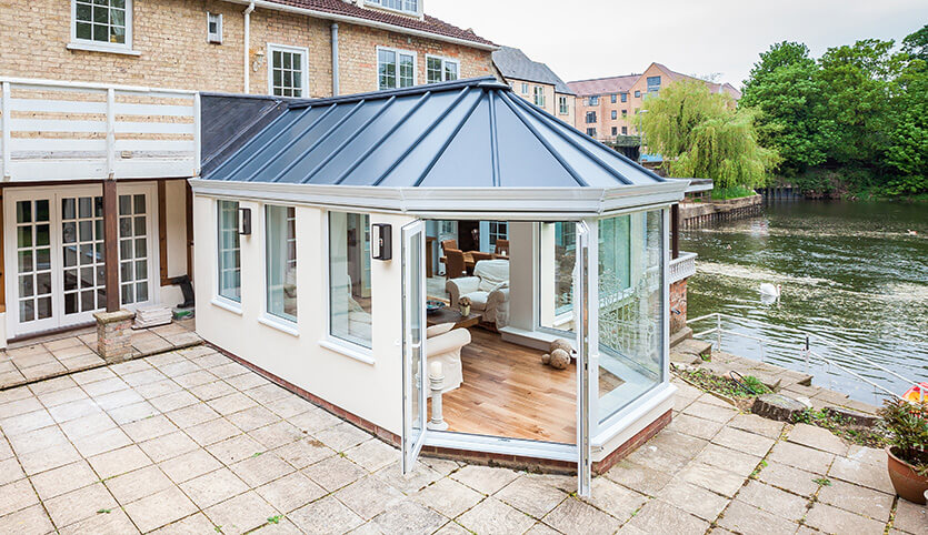 Bespoke conservatory with a LivinROOF