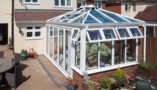 Secret & proven hacks for how to keep your conservatory cool in summer