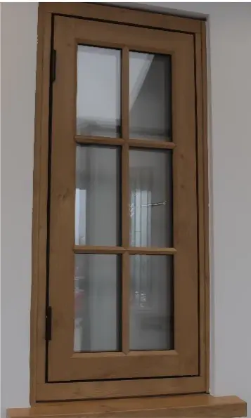 Heritage R9 Windows – Irish Oak – Flush sash