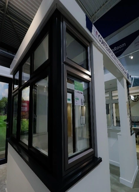Aluminium Windows – Silver – Ali casement Sash